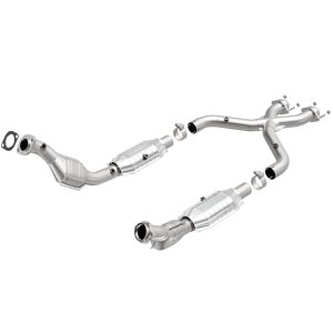 MagnaFlow 1999-2004 Ford Mustang OEM Grade Federal / EPA Compliant Direct-Fit Catalytic Converter